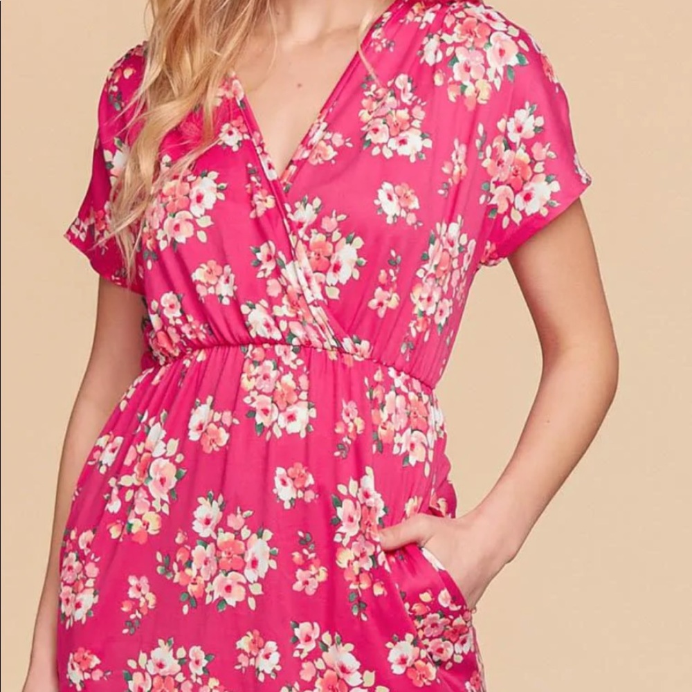 Womens fushia floral dress!